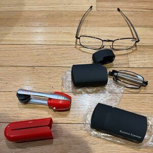 Two Success Eyewear Foldable reading glasses (+2.50) with cases